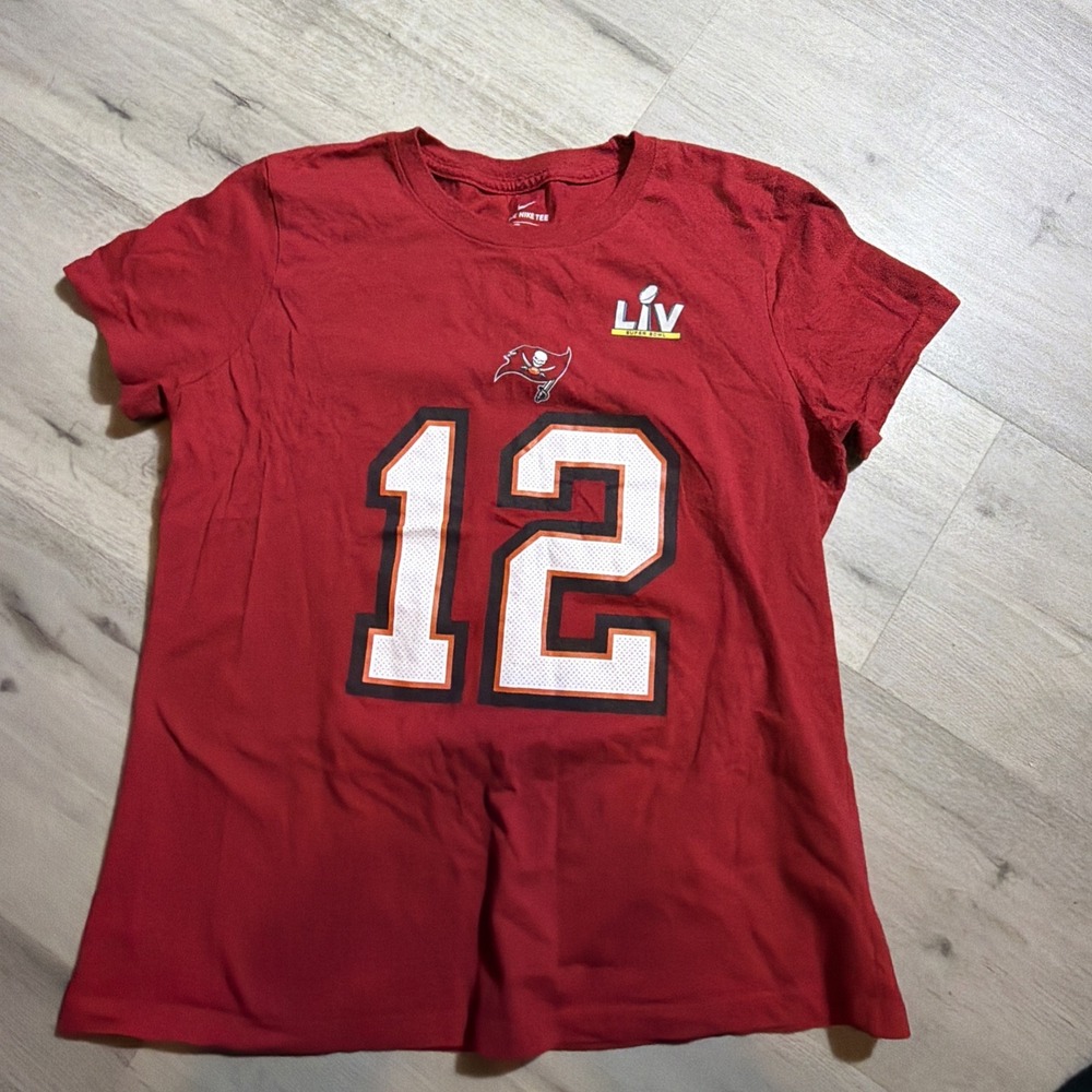 Nike Tampa Bay Buccaneers NFL Brady #12 T Shirt Men's L Red Tee Super‎ Bowl LV